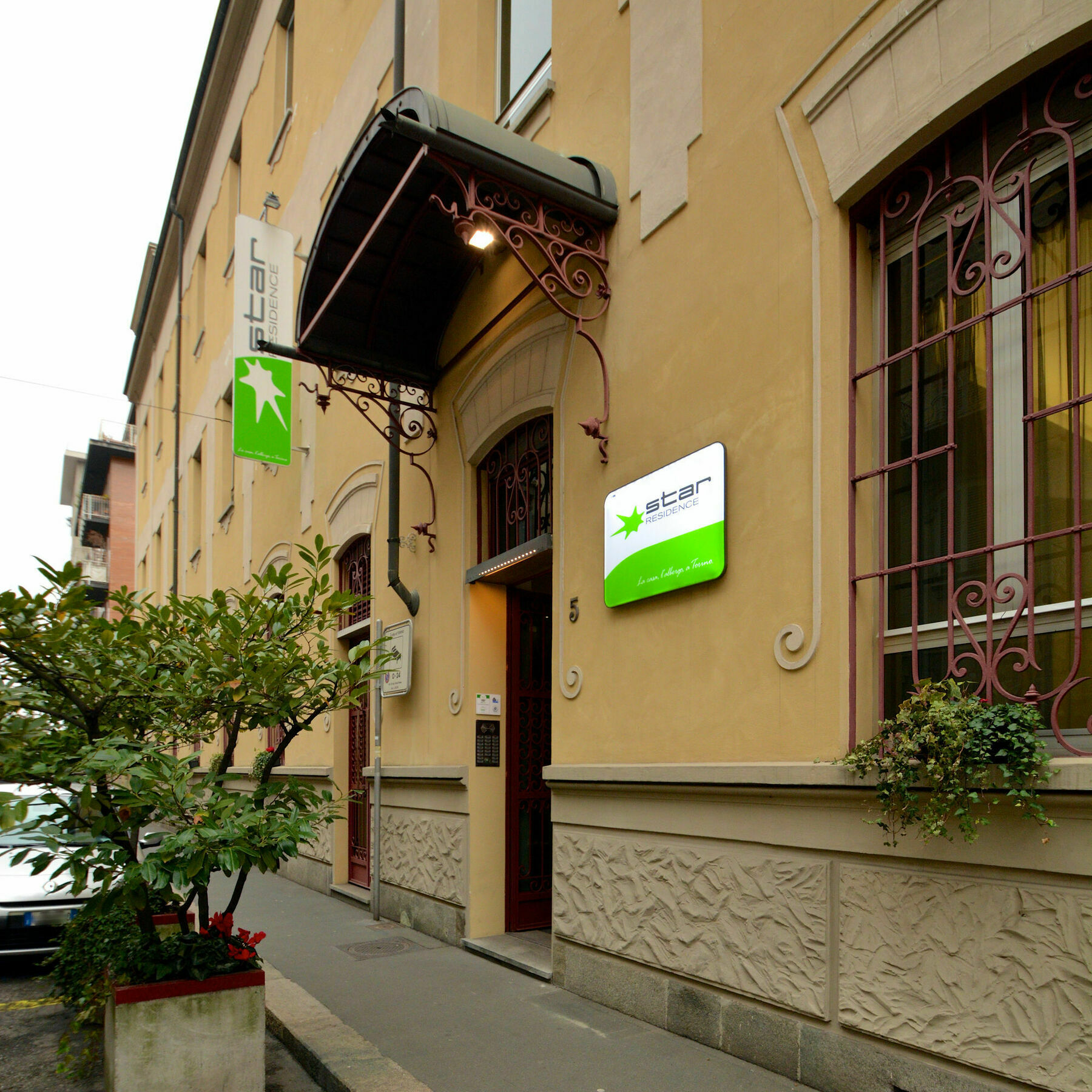 Aparthotel Star 4*